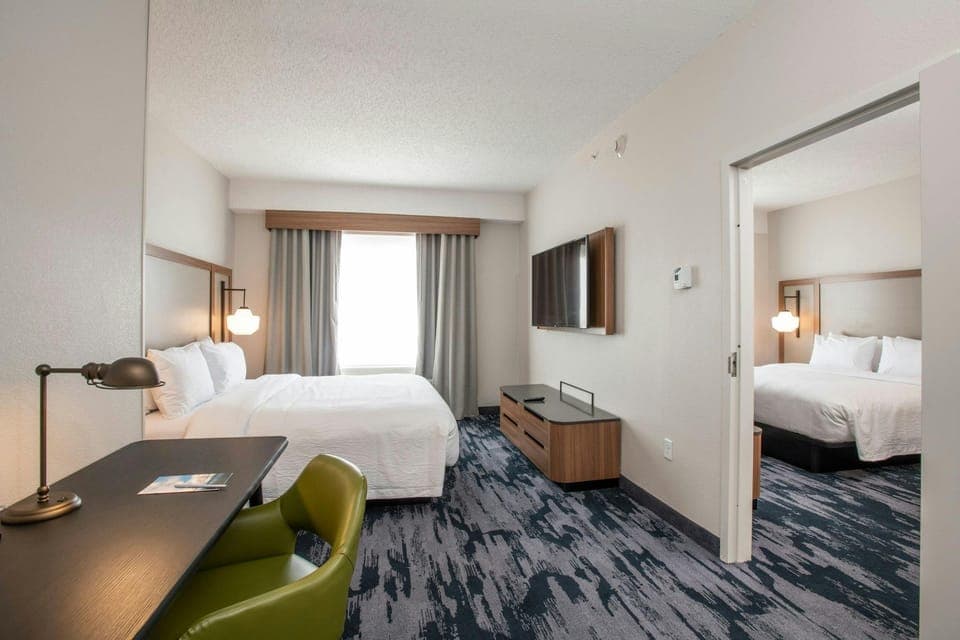 Suite room