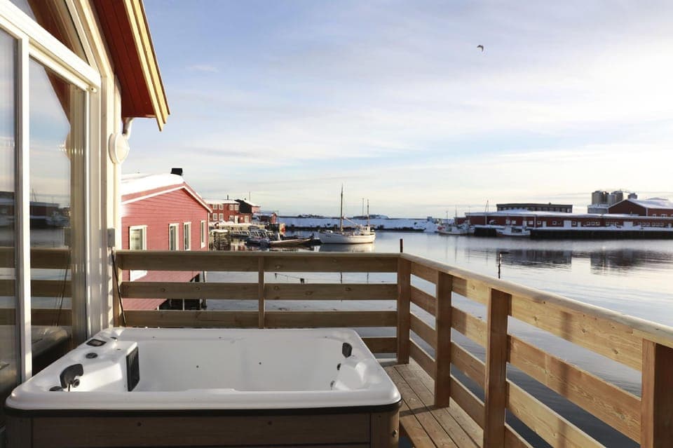 Solsiden Brygge Rorbuer Hotel in Lofoten