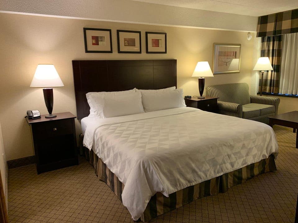 Suite room