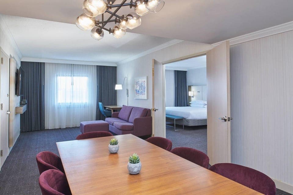 Suite room