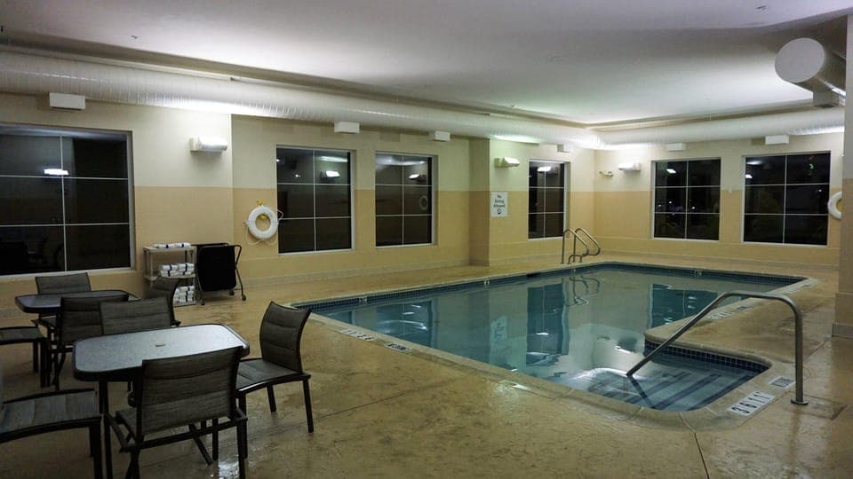 Swimming pool