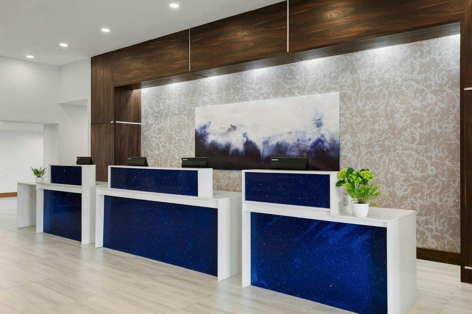 Delta Hotels Indianapolis Airport Hotel in Indianapolis