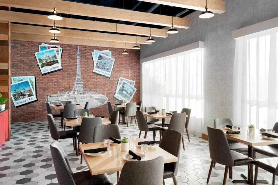 Delta Hotels Indianapolis Airport Hotel in Indianapolis
