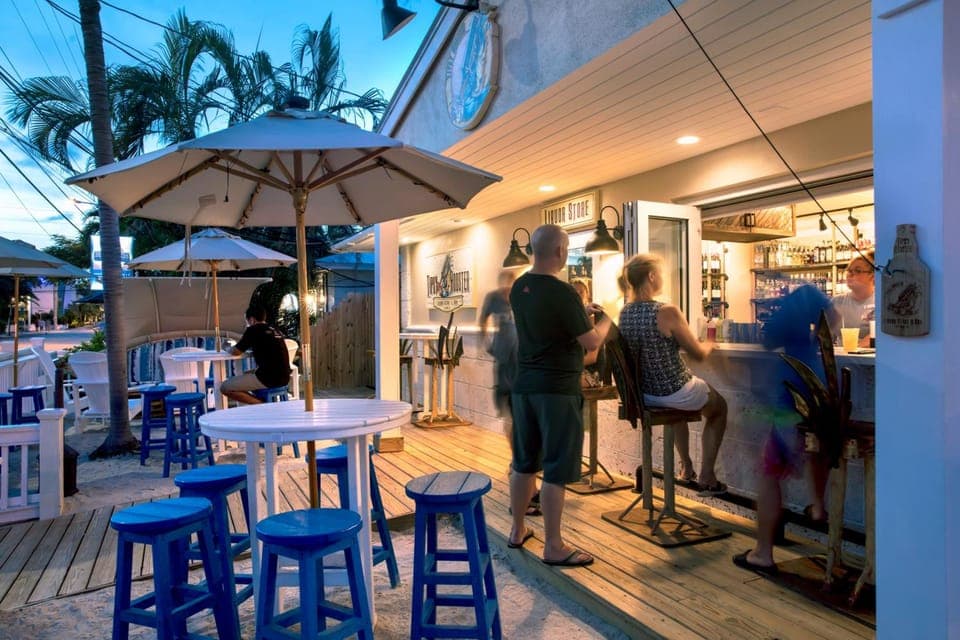 Bar/lounge