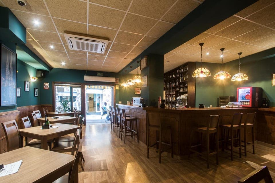 Bar/lounge