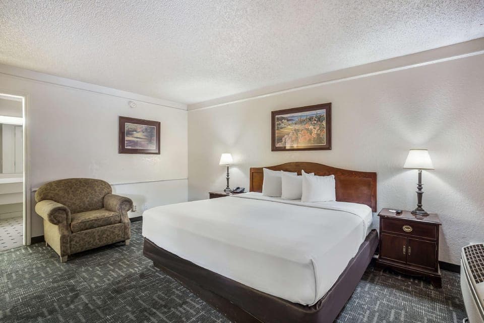 Guestroom
