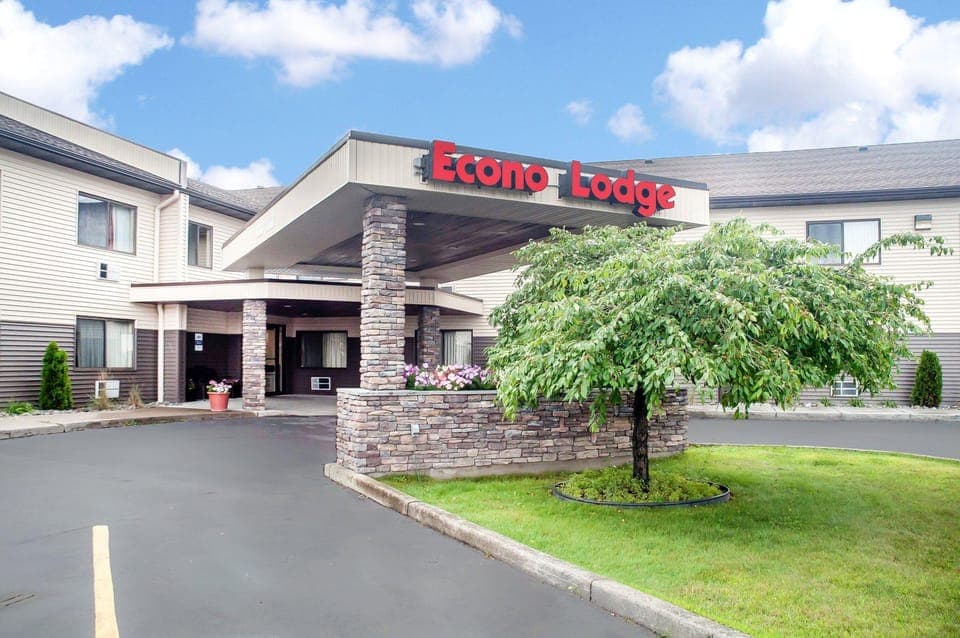 Econo Lodge Hotel in Finger Lakes