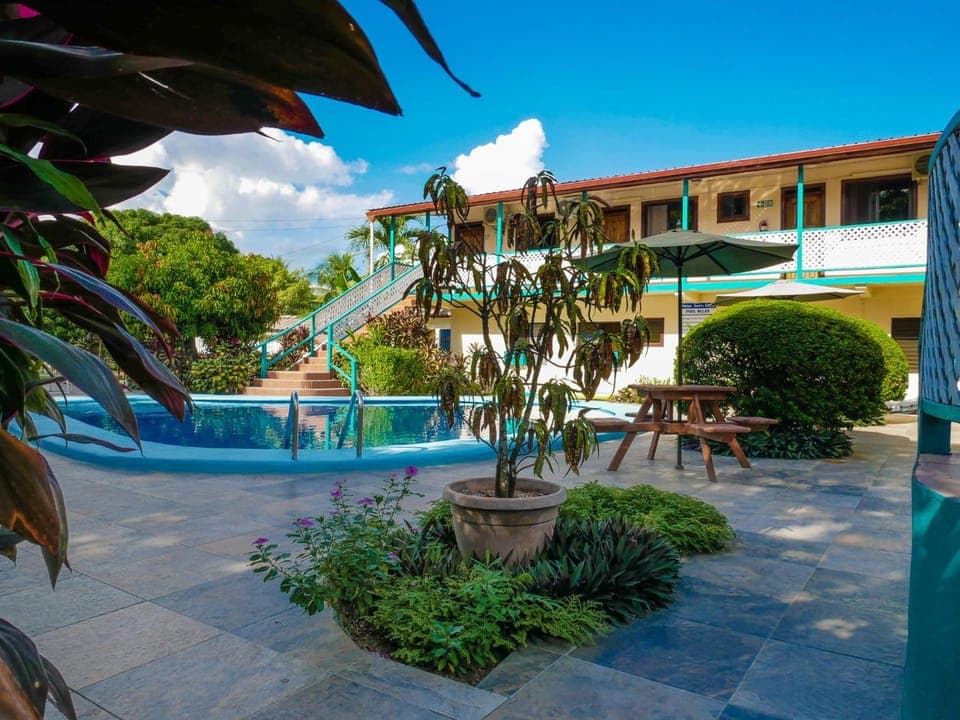 Swimming pool