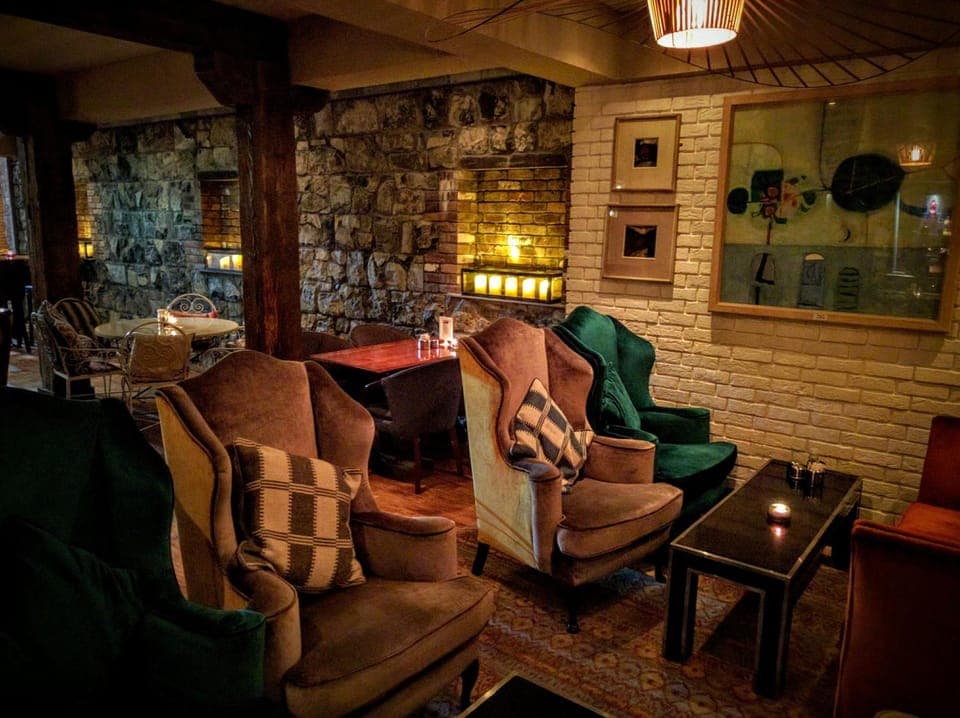 Bar/lounge