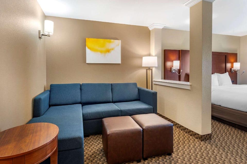 Suite room