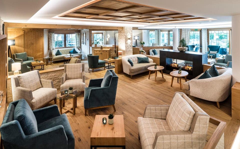 Bar/lounge