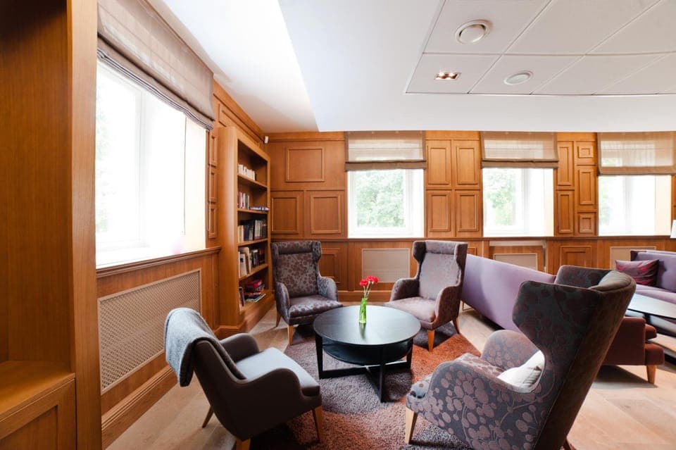 Bar/lounge
