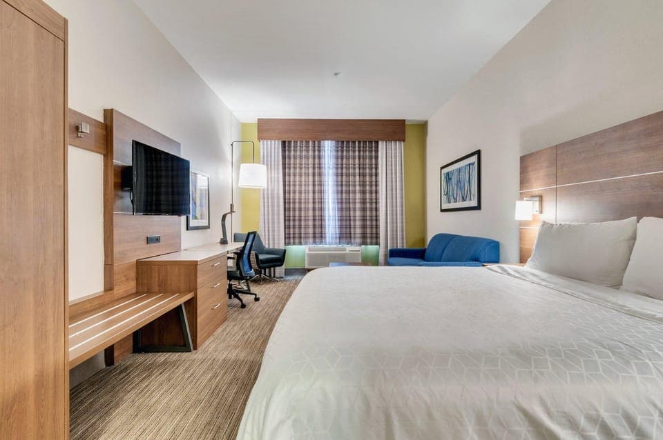 Suite room