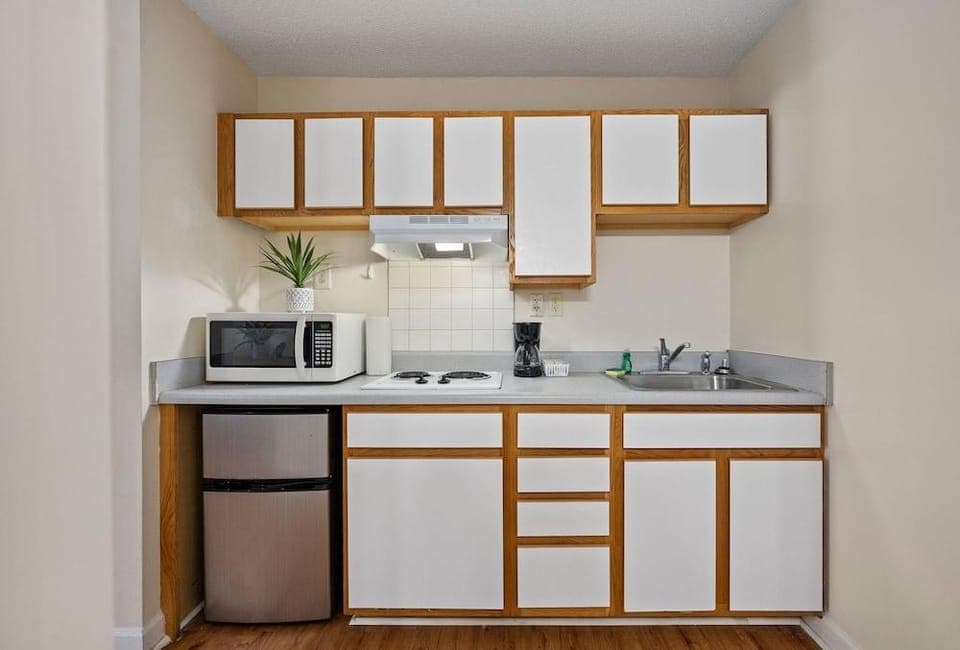 Affordable Suites Charlottesville Hotel in Charlottesville
