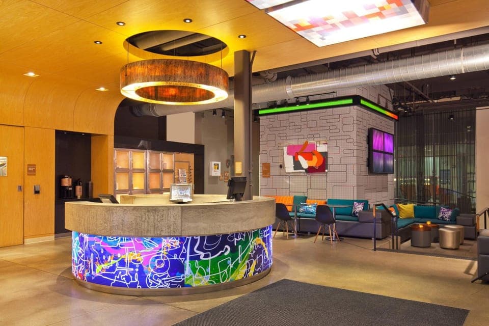 Aloft by Marriott Bolingbrook Hotel in Bolingbrook