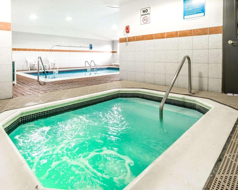 Hot tub