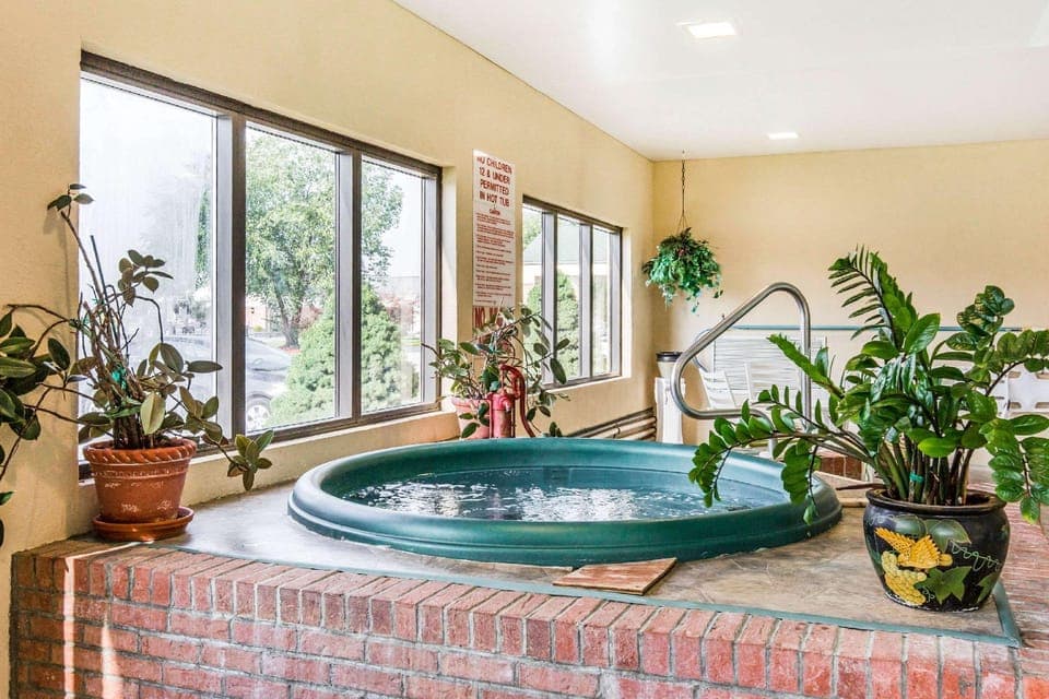 Hot tub