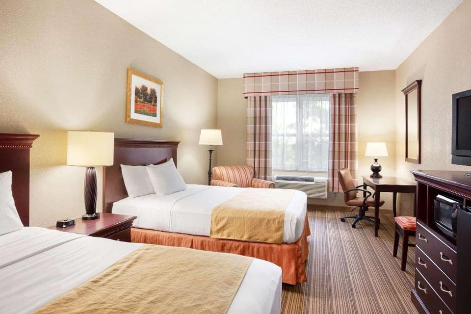 Guestroom