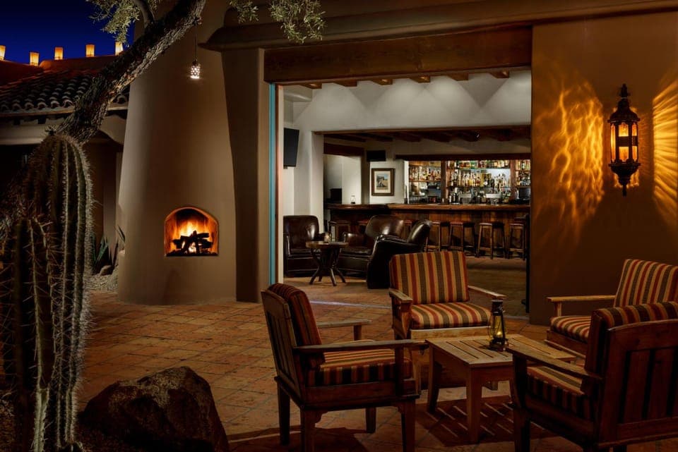 Bar/lounge