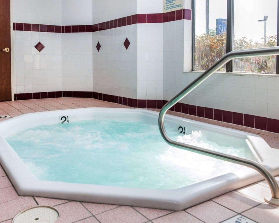 Hot tub