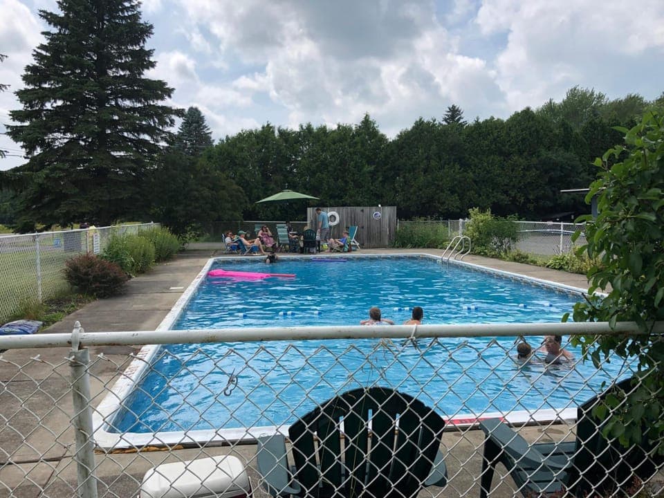Swimming pool