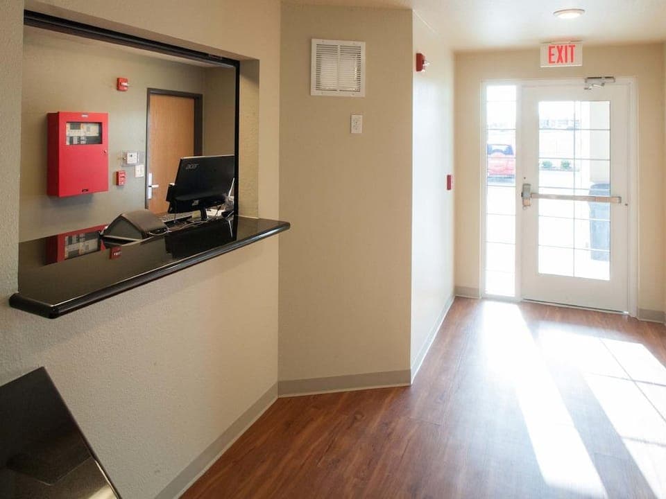 WoodSpring Suites Louisville Clarksville Hotel in Clarksville