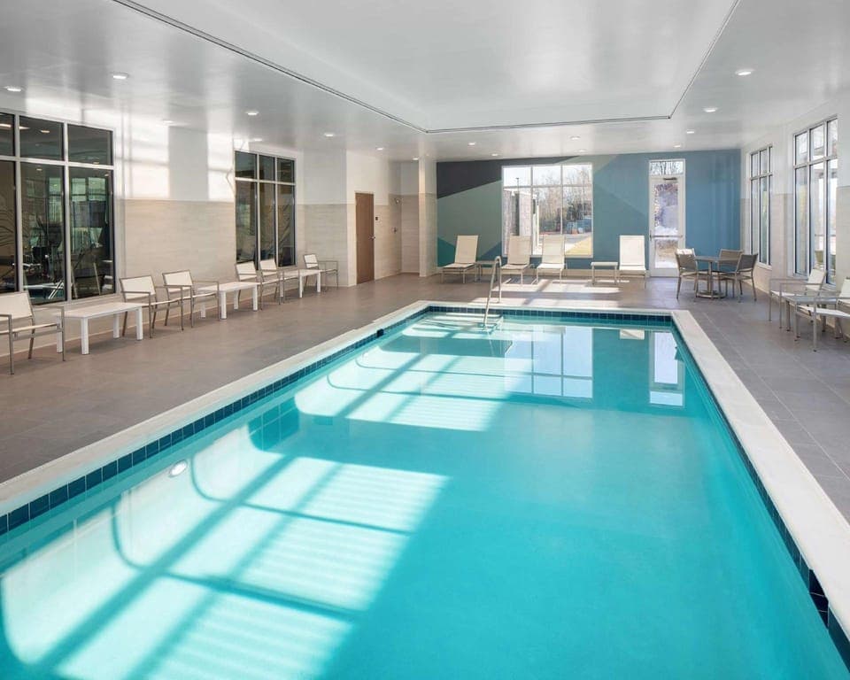 Swimming pool