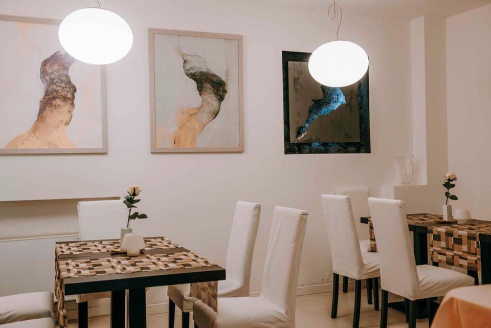 Bar/lounge