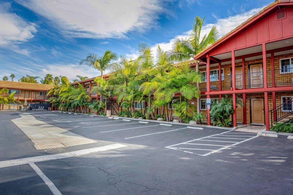 Motel 6 Carlsbad, CA - North Hotel in Carlsbad