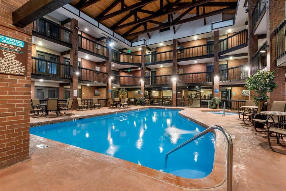 Swimming pool