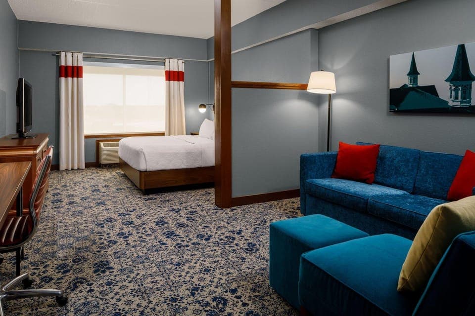 Suite room