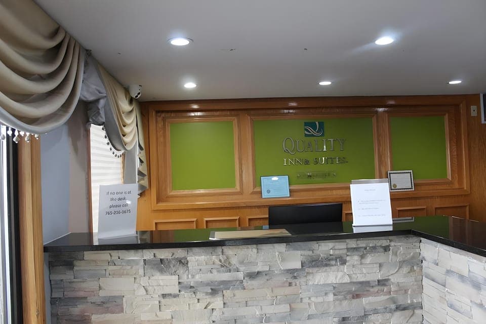 Quality Inn & Suites University Area Hotel in Muncie