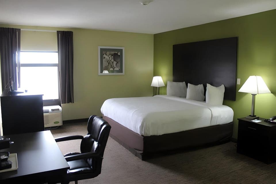 Guestroom