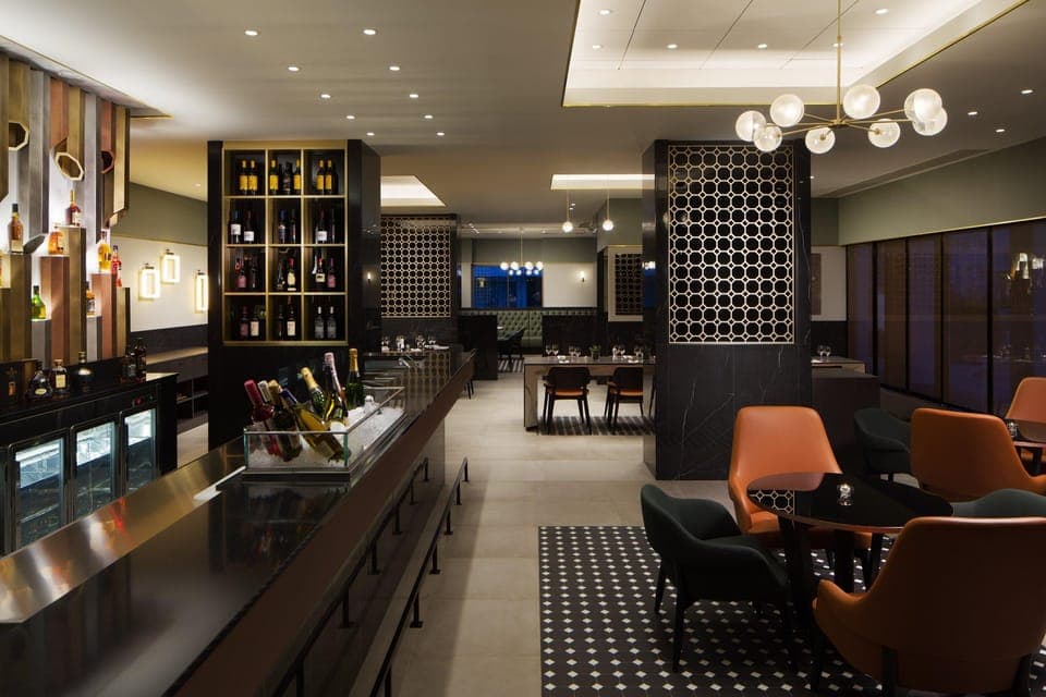 Bar