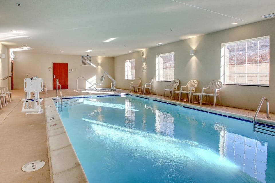 SureStay by Best Western Salem Hotel in Indiana
