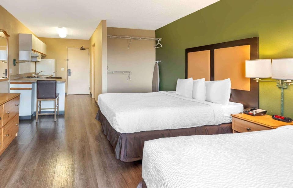 Guestroom