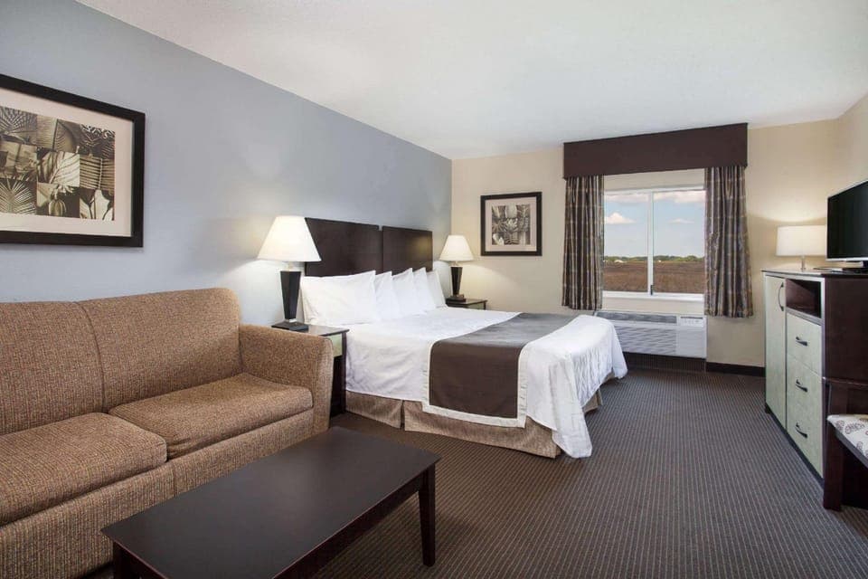 Guestroom