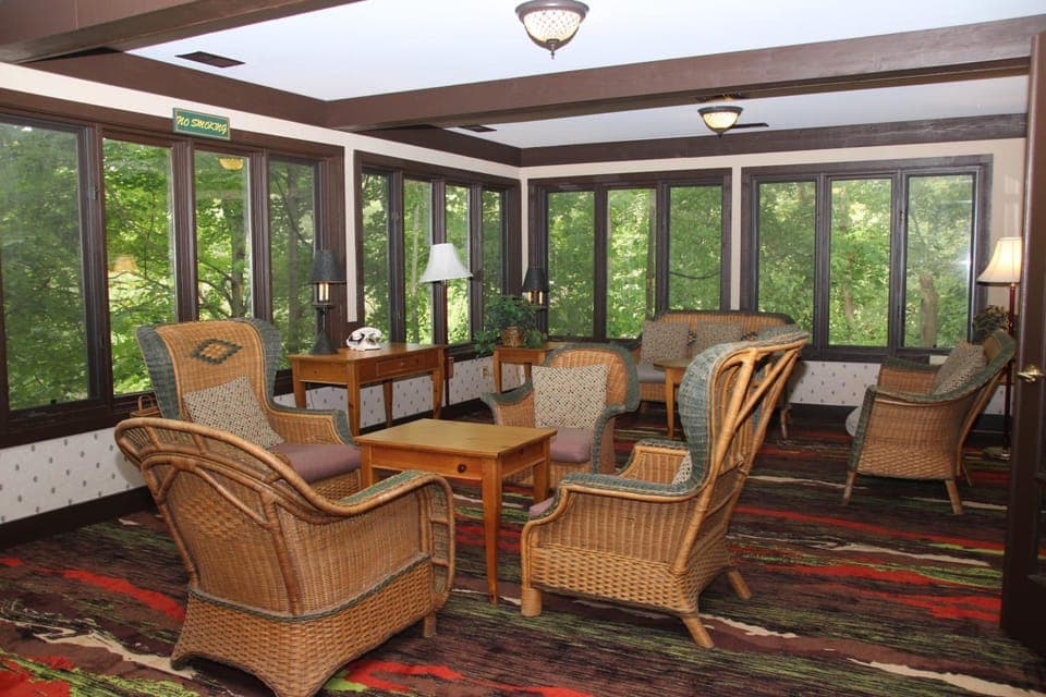 Spring House Inn Hotel in Porter
