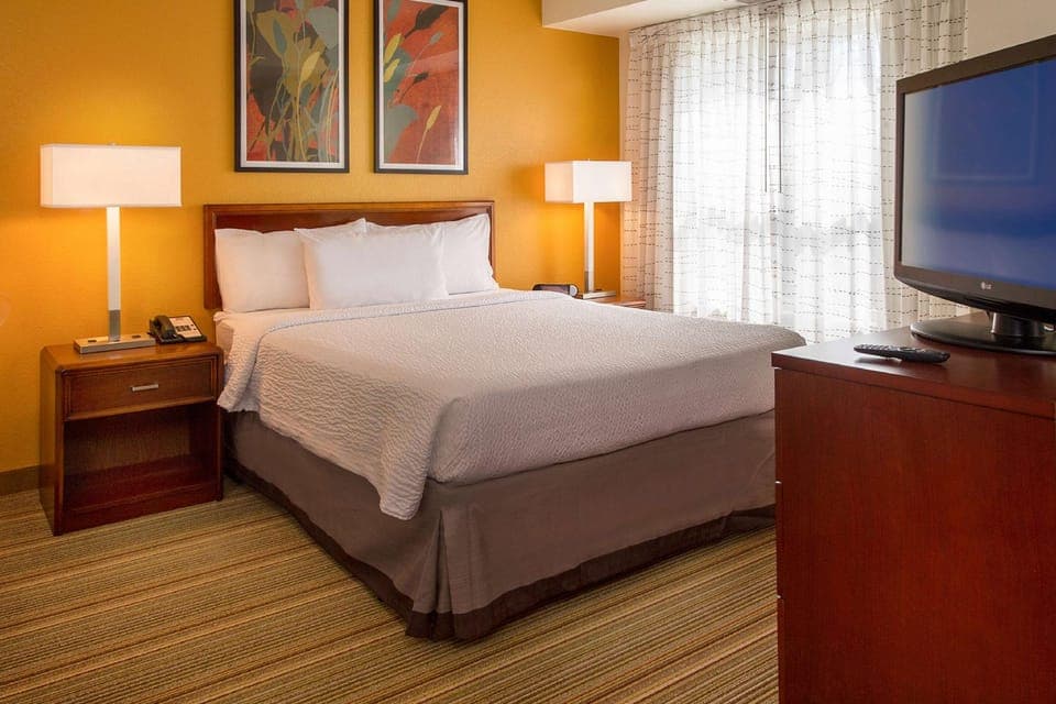 Suite room