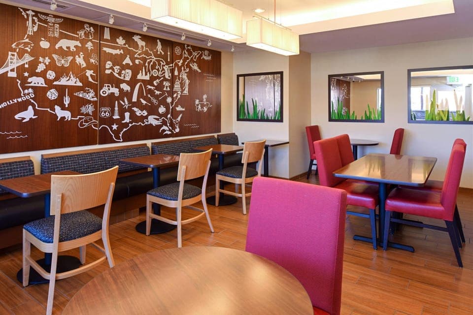 Coffee shop