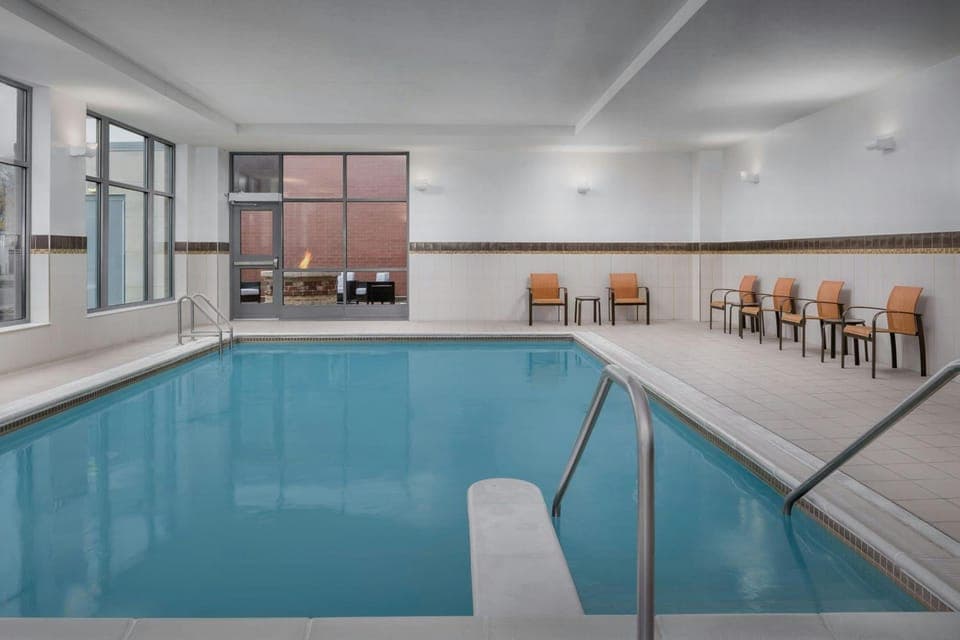 Courtyard by Marriott Muncie at Horizon Convention Center Hotel in Muncie