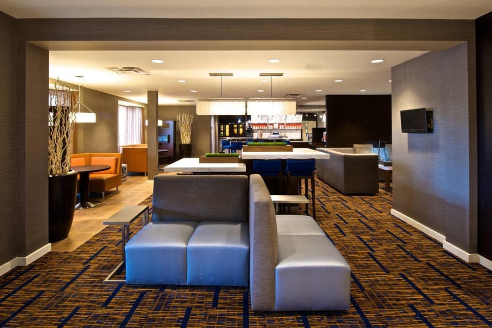 Bar/lounge
