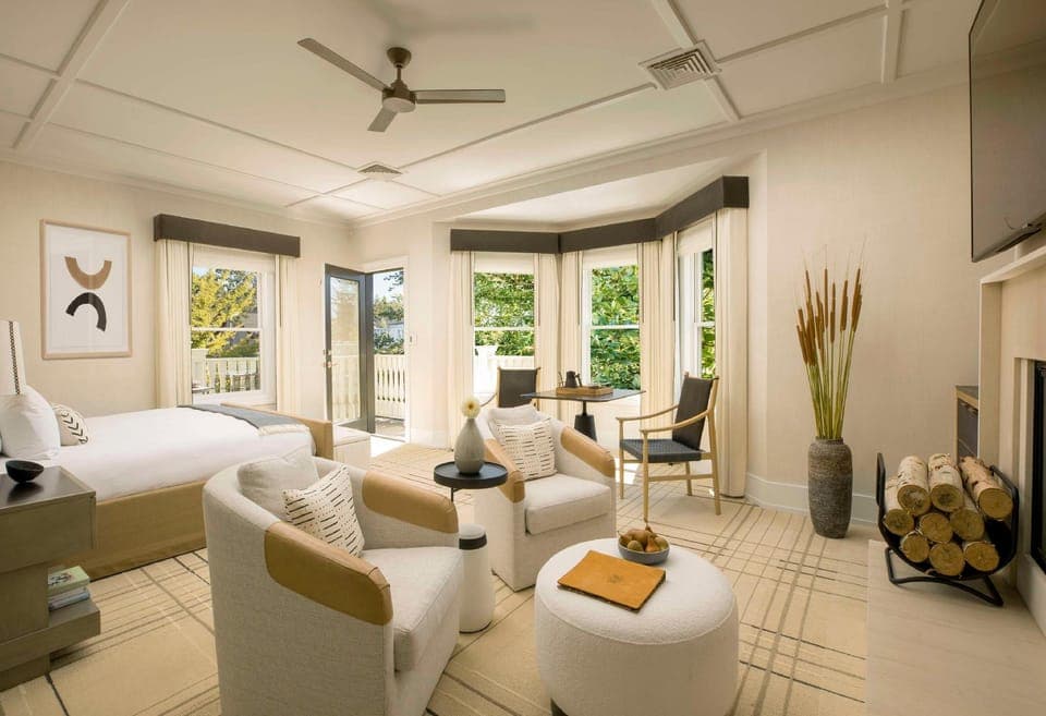 Suite room