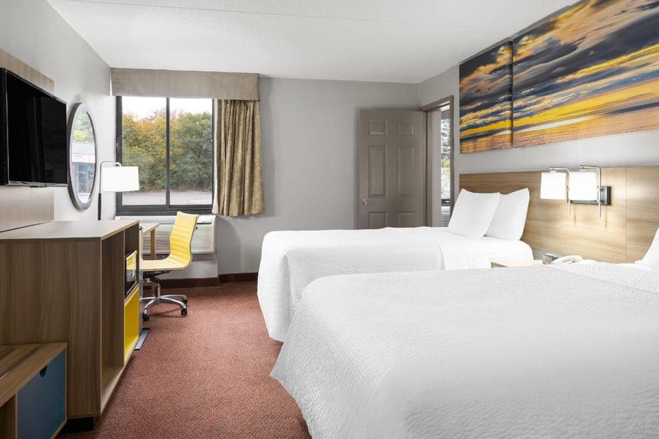 Suite room
