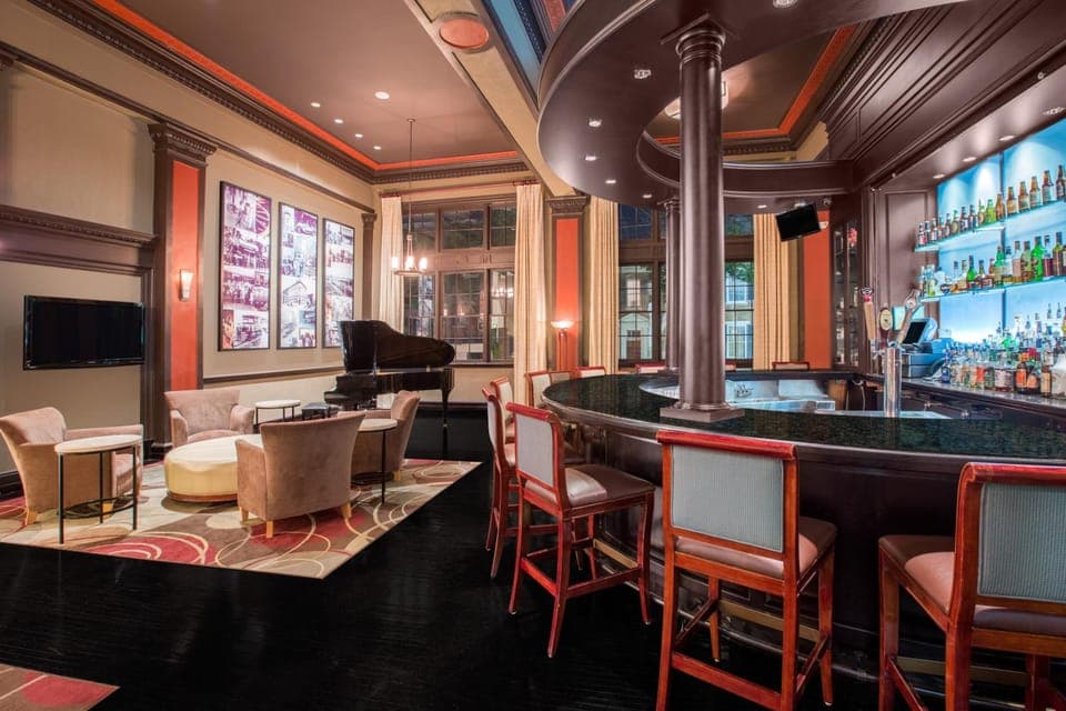 Bar/lounge