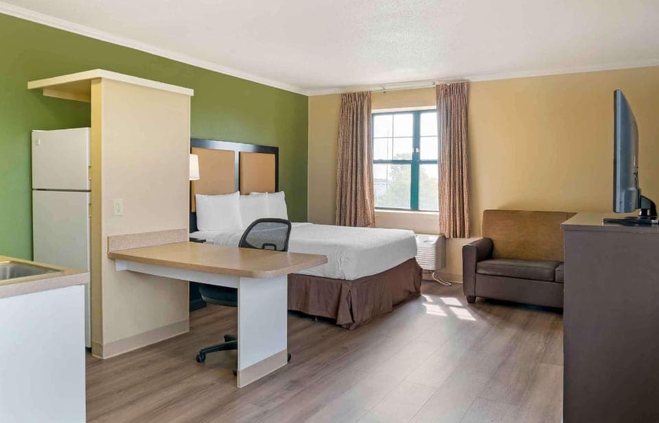 Guestroom