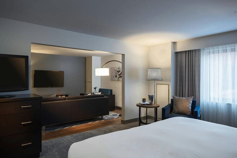 Suite room