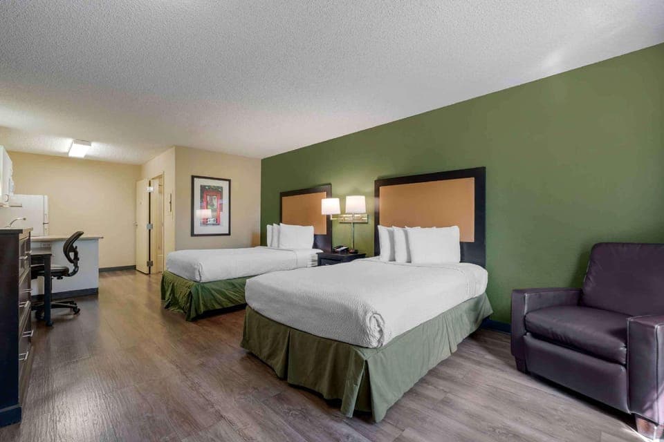 Guestroom