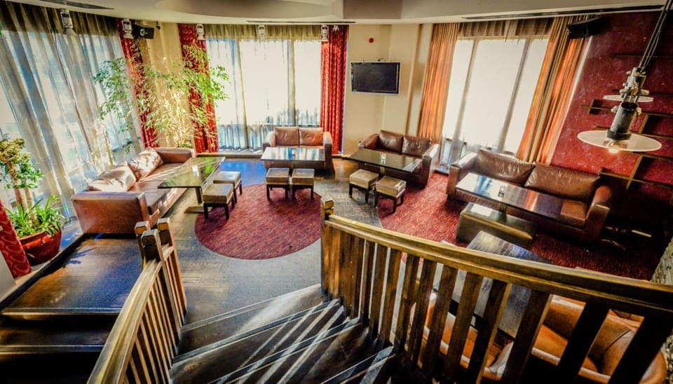Shared lounge/TV area