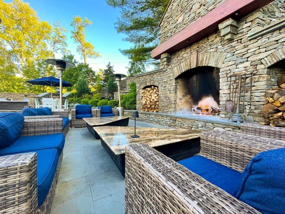 Inn at Taughannock Falls Inn in Cayuga Lake
